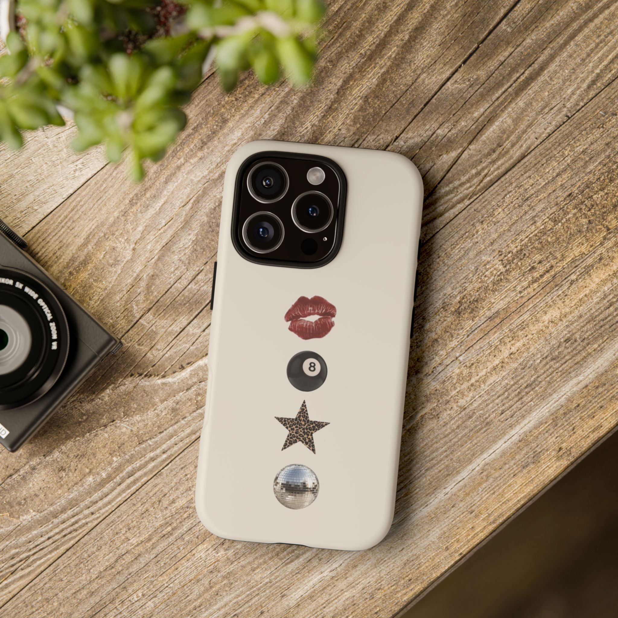 Kiss 8-Ball Star iPhone Case – Trendy Minimalist Protective Cover