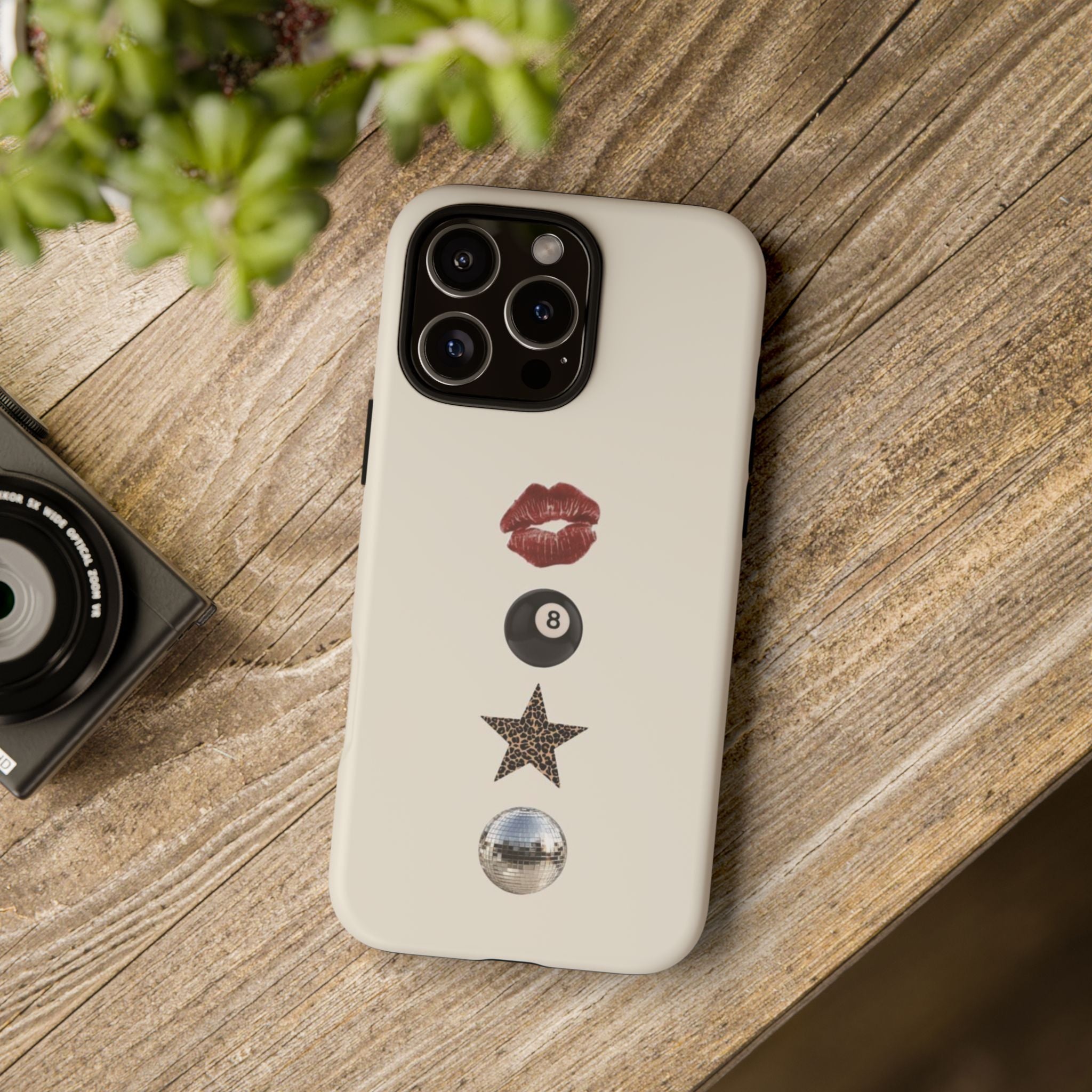 Kiss 8-Ball Star iPhone Case – Trendy Minimalist Protective Cover