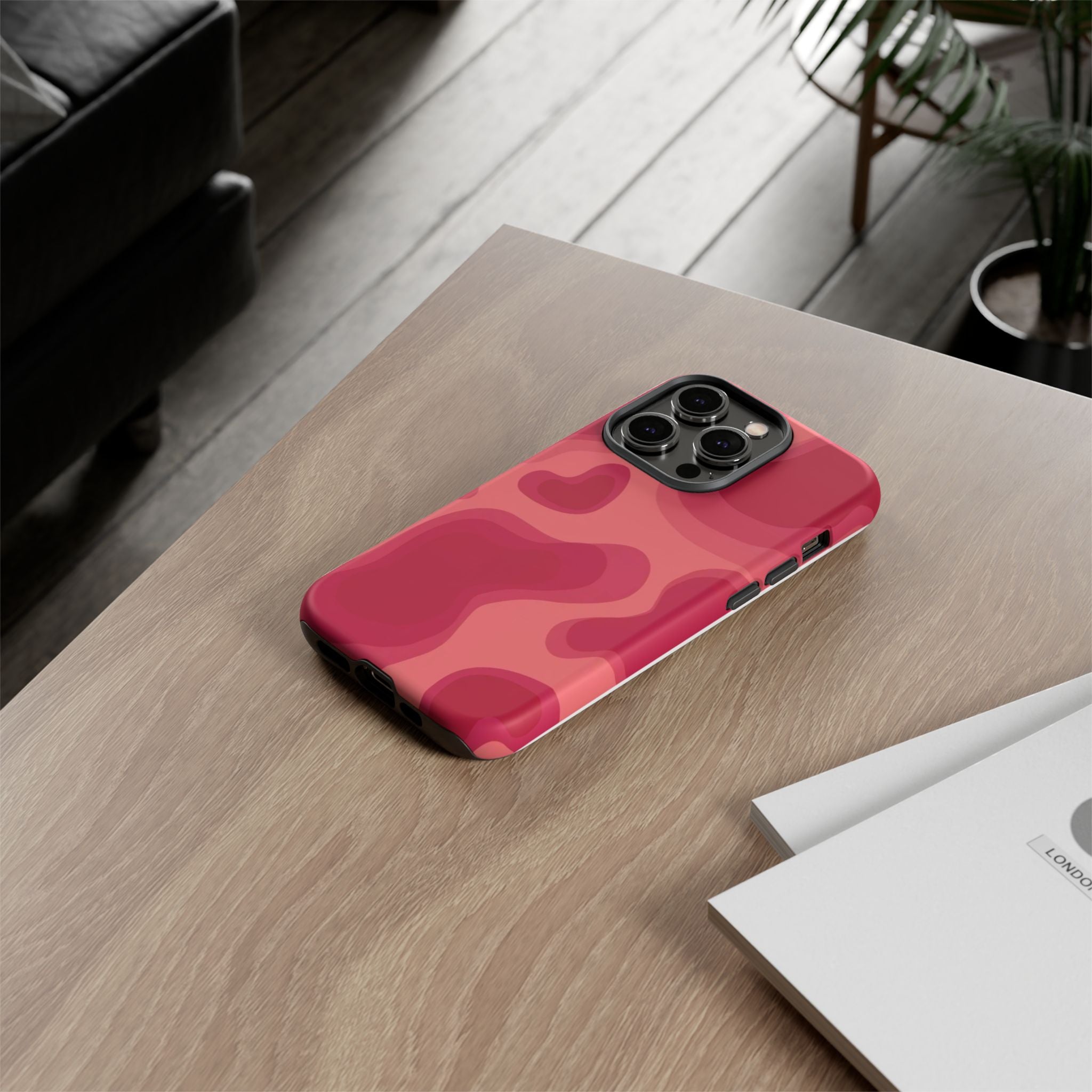 Red Pink Camo iPhone Case — Abstract Heart Pattern Tough Protective Cover
